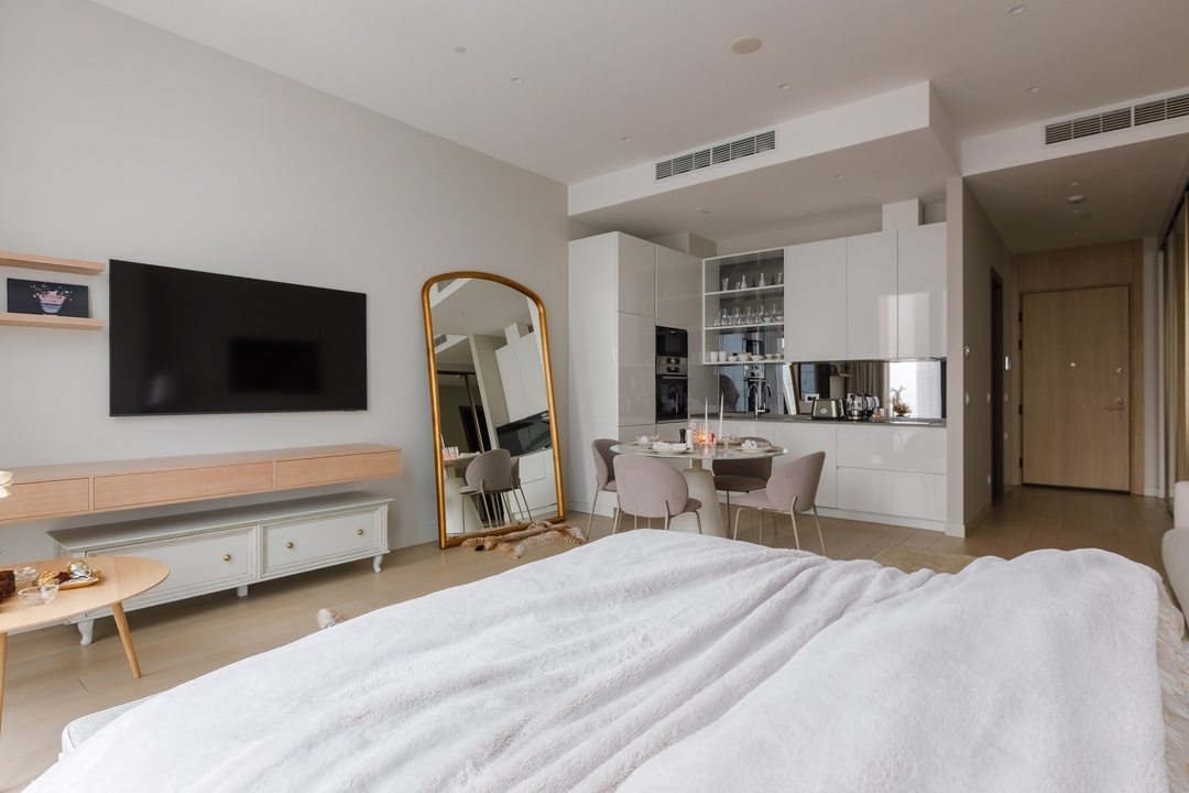 Апартаменты (Однокомнатный Люкс 44 этаж 55 м² ЖК «Neva Towers»), Апарт-отель InPremium