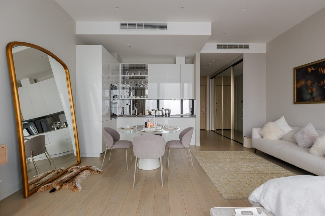 Апартаменты (Однокомнатный Люкс 44 этаж 55 м² ЖК «Neva Towers»), Апарт-отель InPremium