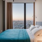 Апартаменты (Двухкомнатный люкс 36 этаж 70 м² ЖК «Neva Towers»), Апарт-отель InPremium