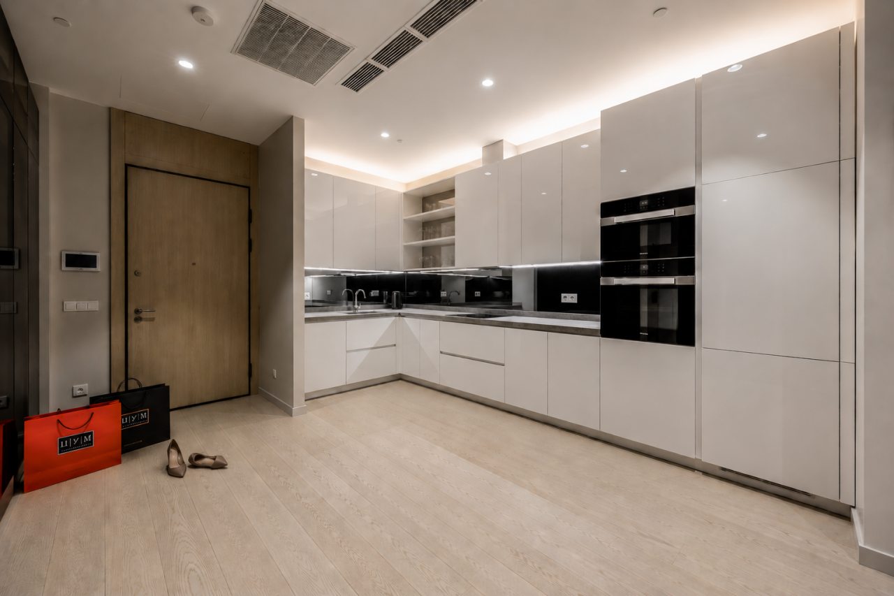 Апартаменты (Двухкомнатный люкс 36 этаж 92 м² ЖК «Neva Towers»), Апарт-отель InPremium