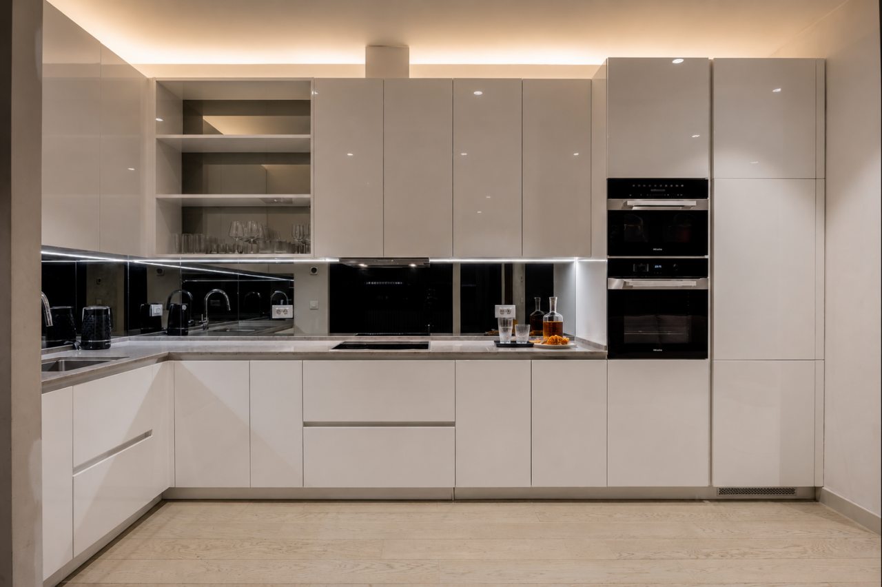 Апартаменты (Двухкомнатный люкс 36 этаж 92 м² ЖК «Neva Towers»), Апарт-отель InPremium