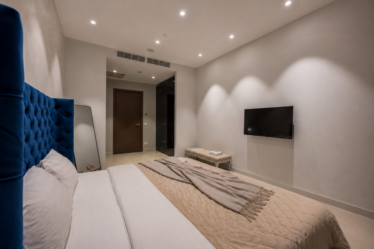 Апартаменты (Двухкомнатный люкс 36 этаж 92 м² ЖК «Neva Towers»), Апарт-отель InPremium