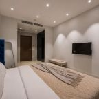 Апартаменты (Двухкомнатный люкс 36 этаж 92 м² ЖК «Neva Towers»), Апарт-отель InPremium