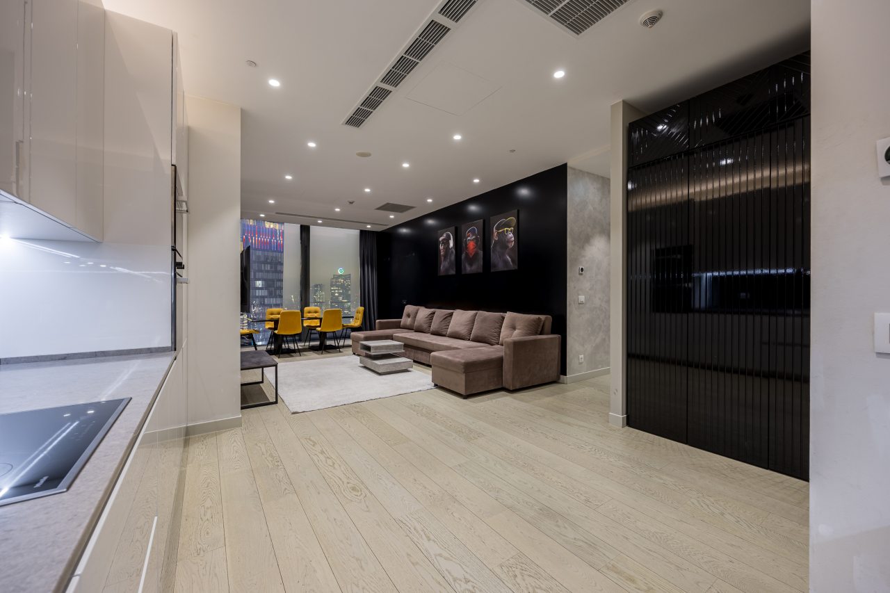 Апартаменты (Двухкомнатный люкс 36 этаж 92 м² ЖК «Neva Towers»), Апарт-отель InPremium