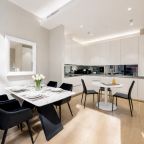 Апартаменты (Трёхкомнатный люкс 38 этаж 100 м² ЖК «Neva Towers»), Апарт-отель InPremium