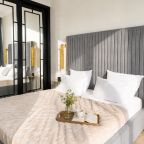 Апартаменты (Двухкомнатный Люкс 40 этаж 91 м² ЖК «Neva Towers»), Апарт-отель InPremium