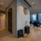 Апартаменты (Двухкомнатный люкс 30 этаж 90 м² ЖК «Neva Towers»), Апарт-отель InPremium