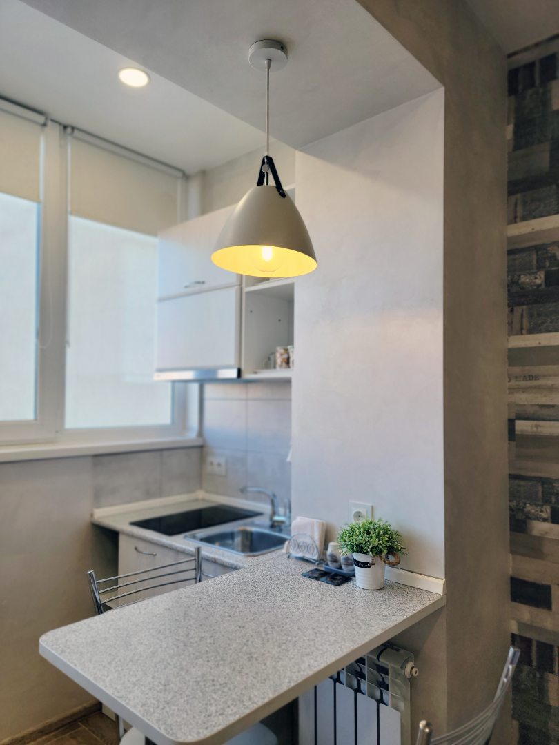Мини-кухня, Апартаменты Атмосфера — Уютная студия в Центре Липецка