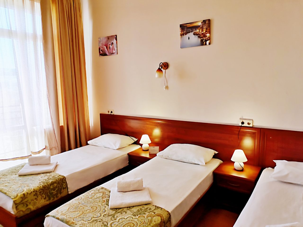 Трехместный (Стандарт 3 кровати) отеля Wellhotel&Spa, Анапа
