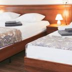 Трёхместный и более (Трехместный номер категории "Стандарт"), Отель Wellhotel&Spa