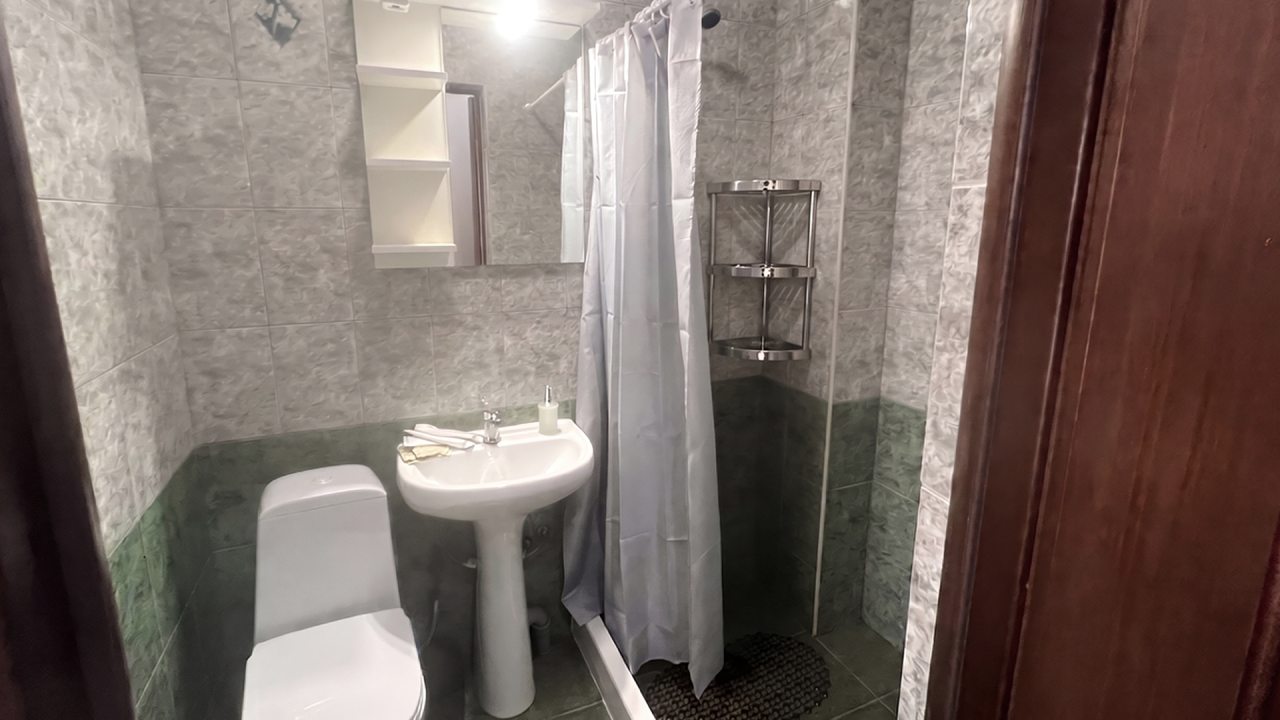 Четырехместный (Стандарт четырёхместный с балконом), Отель БРАСС СПА