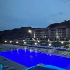 Полулюкс (Superior, 3-х местный 1-а комнатный номер полулюкс улучшенный (с завтраком) с видом на море), Отель Ника