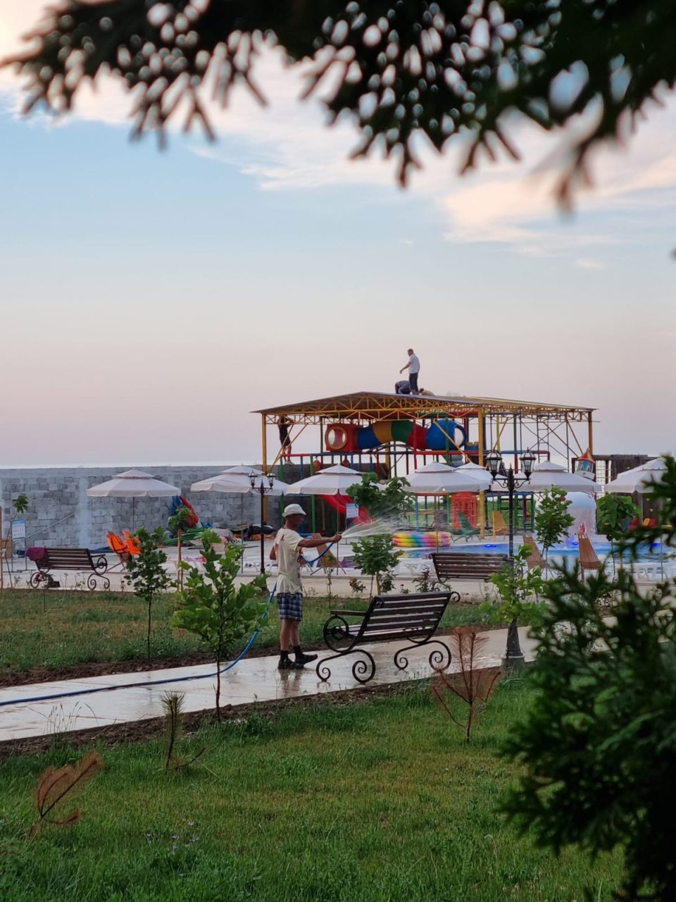 Полулюкс (Superior, 3-х местный 1-а комнатный номер полулюкс улучшенный (с завтраком) с видом на море), Отель Ника