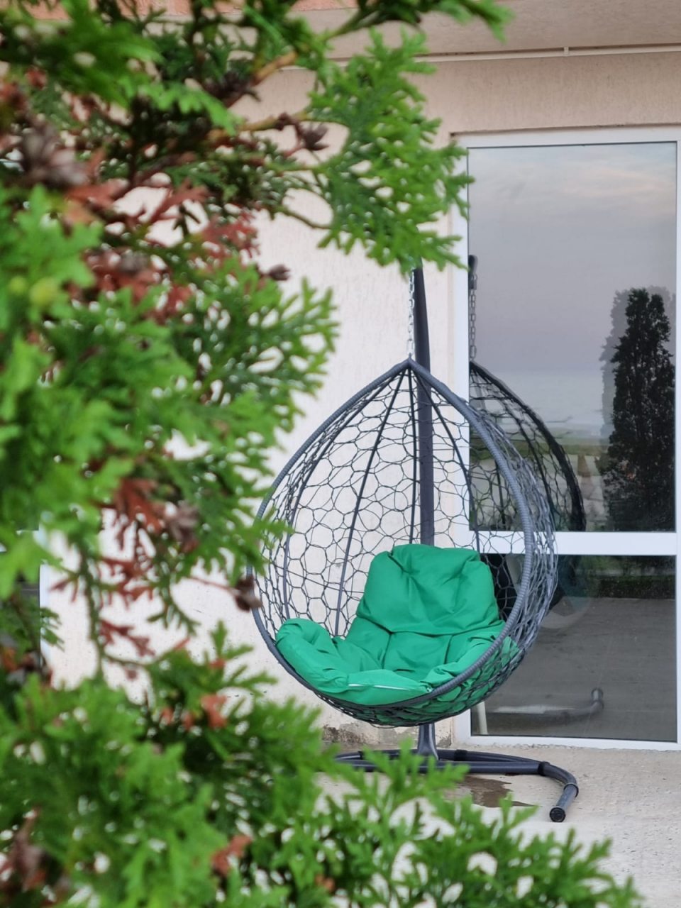 Полулюкс (Superior, 3-х местный 1-а комнатный номер полулюкс улучшенный (с завтраком) с видом на море), Отель Ника