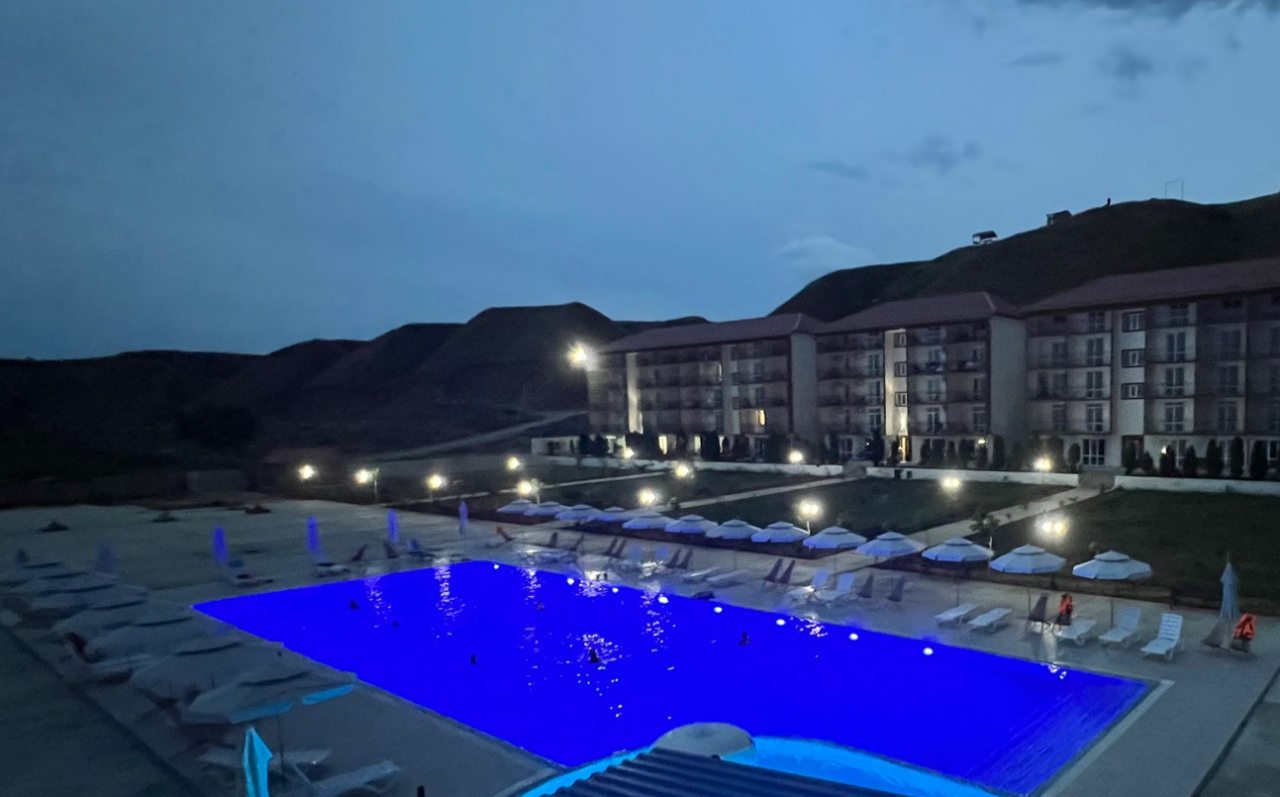 Четырехместный (Семейный люкс 2-х комнатный номер люкс семейный (с завтраком) с видом на море), Отель Ника