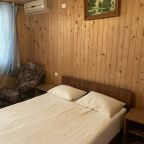 Трёхместный и более (Двухместный с удобствами), Гостевой дом У Роберта