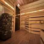 Студия с кухней и финской сауной «Леший» с отдельным входом