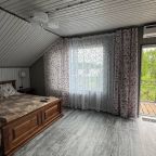 De Luxe (Коттедж с 4 спальнями), Гостевой дом На Волне