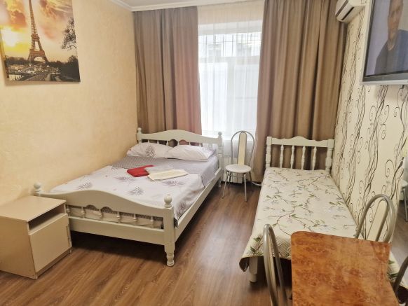 Гостиница МоМи, Москва