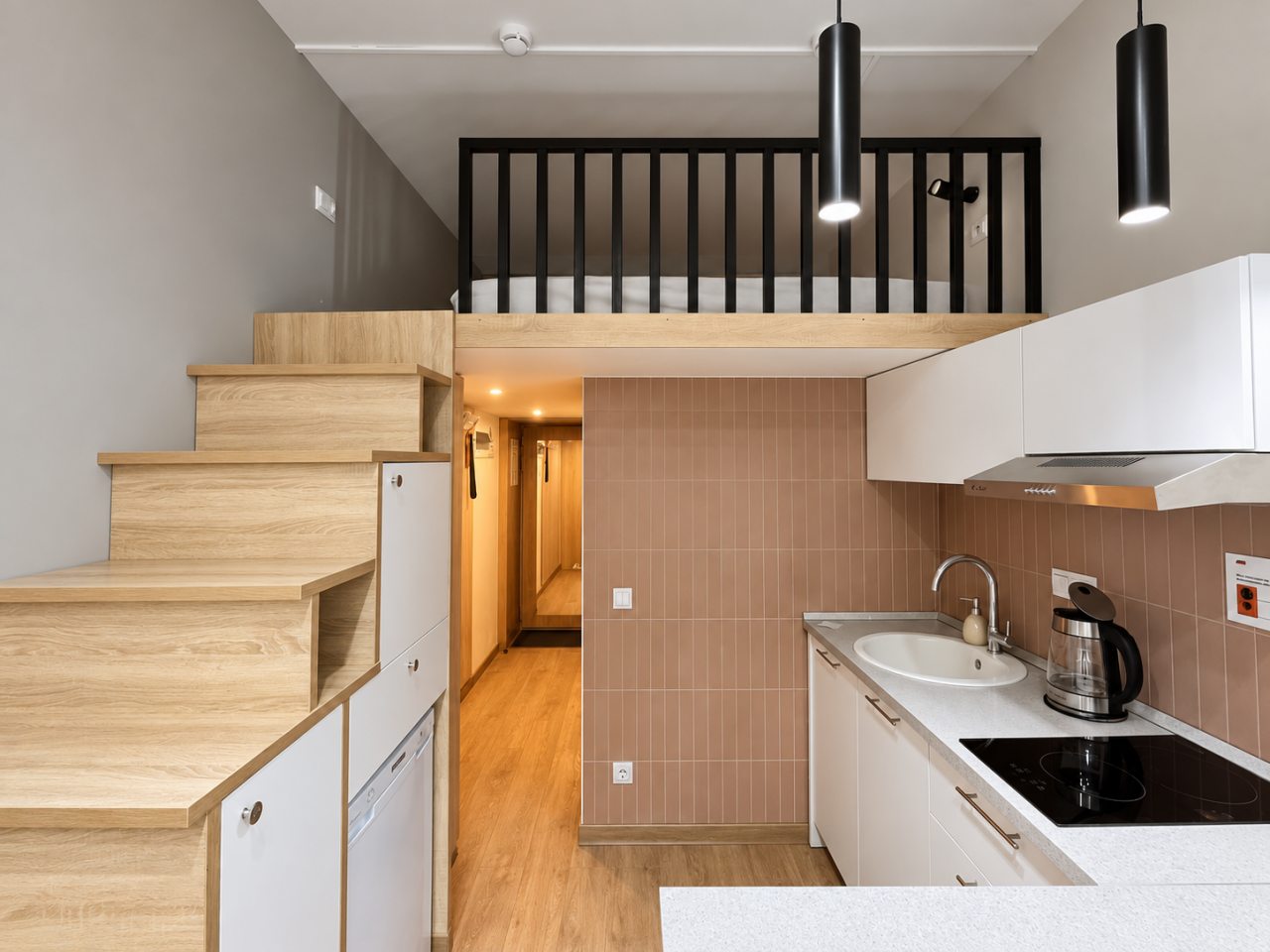 Апартаменты (На цокольном этаже), Апарт-отель Karl House