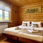 Четырехместный (Комната с кухней (Корпус В)), Гостевой дом Тхач от Травел Хотелс Антураж