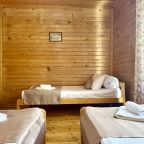 Трехместный (Комната с кухней (Корпус Б)), Гостевой дом Тхач от Травел Хотелс Антураж