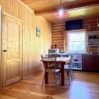 Десятиместный (Отдельный дом 5-комнатный на 10-12  гостей), Гостевой дом Тхач от Травел Хотелс Антураж