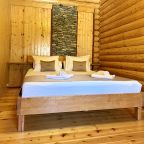 Десятиместный (Отдельный дом 5-комнатный на 10-12  гостей), Гостевой дом Тхач от Травел Хотелс Антураж