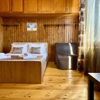 5-ти местная комната с кухней