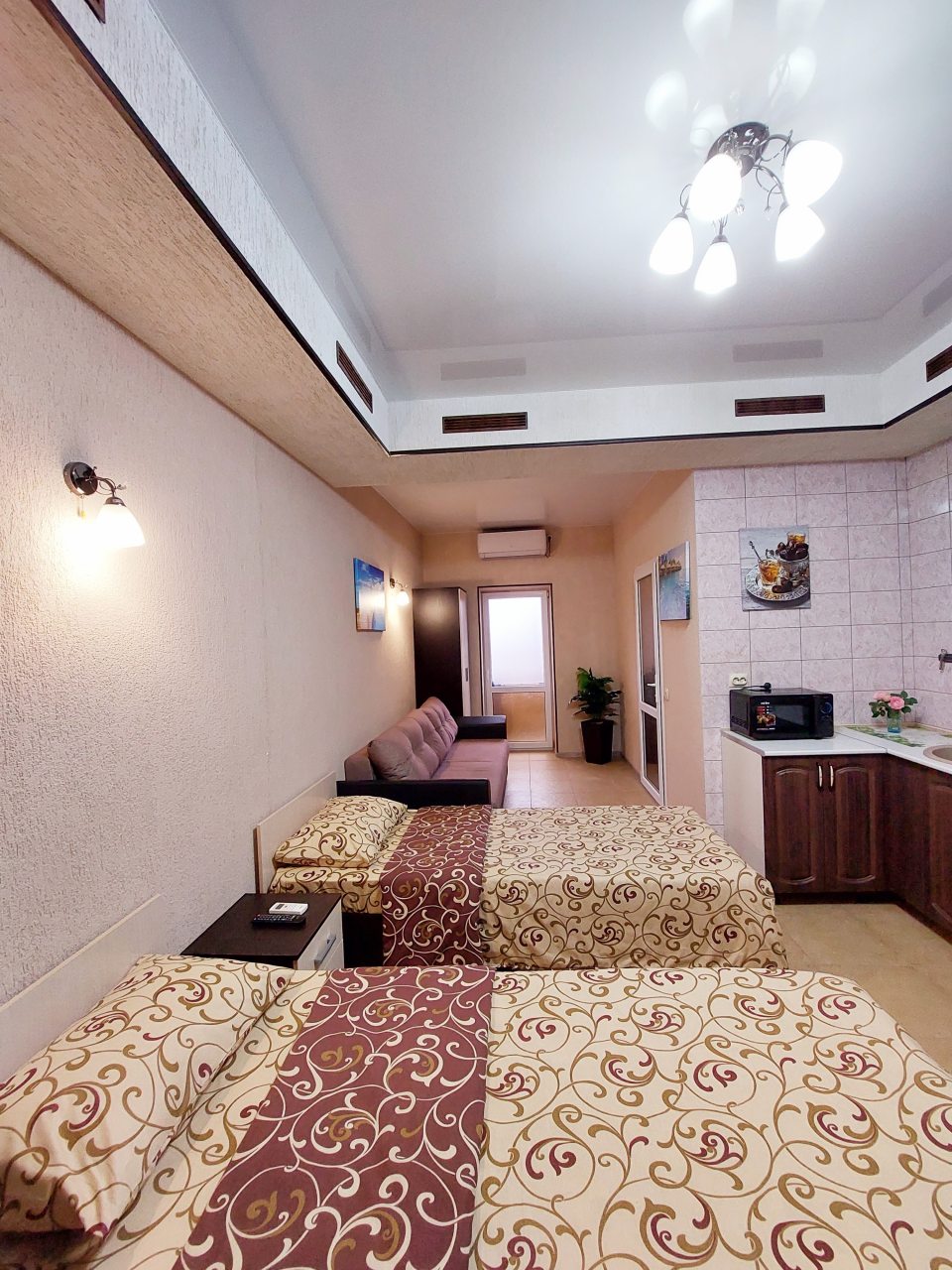 Двухместный (Стандарт одноместные кровати) гостевого дома Хутор Рассвет, Анапская