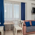 Люкс (С кухней и балконом), Гостевой дом MODERN