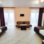 Семейный номер 32 м² с двумя балконами, в гостинице Анапа