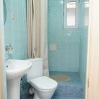 Душевая в номере Стандарт — есть всё необходимое