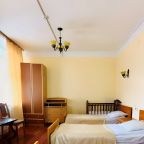 Трехместный (Кровать в 3-местном общем номере), Отель KDO Махачкала