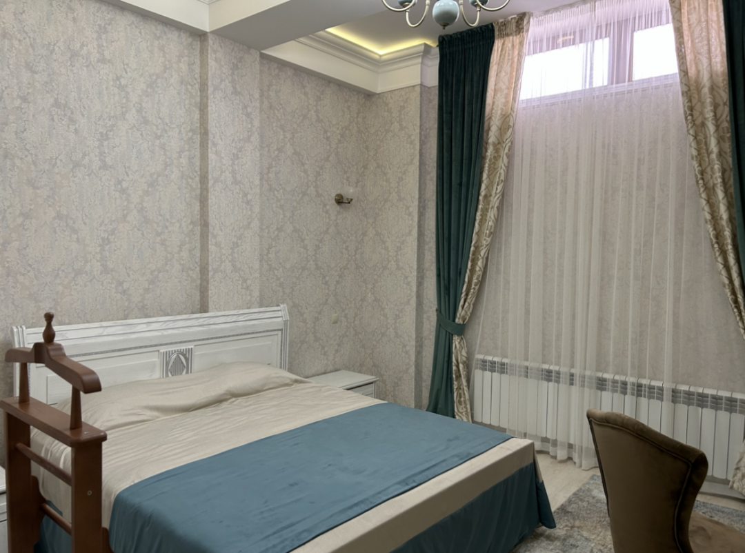 Двухместный (Номер 202 с двуспальной кроватью) гостиницы Лезгинка, Дербент