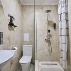 Четырехместный (Комфорт с двуспальной кроватью), База отдыха Белла