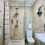 Четырехместный (Комфорт STUDIO с двуспальной кроватью), База отдыха Белла