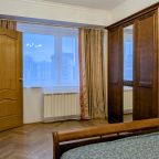 Апартаменты (Трехкомнатная квартира на Озерковской набережной 2/1), Квартира Свободна - Озерковская набережная 2/1