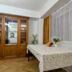 Апартаменты (Трехкомнатная квартира на Озерковской набережной 2/1), Квартира Свободна - Озерковская набережная 2/1