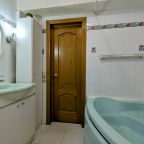 Апартаменты (Трехкомнатная квартира на Озерковской набережной 2/1), Квартира Свободна - Озерковская набережная 2/1