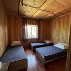 Трехместный (Номер полулюкс с односпальными кроватями), Гостевой дом В с. Максимиха на берегу Байкала