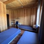 Трехместный (Номер полулюкс с односпальными кроватями), Гостевой дом В с. Максимиха на берегу Байкала
