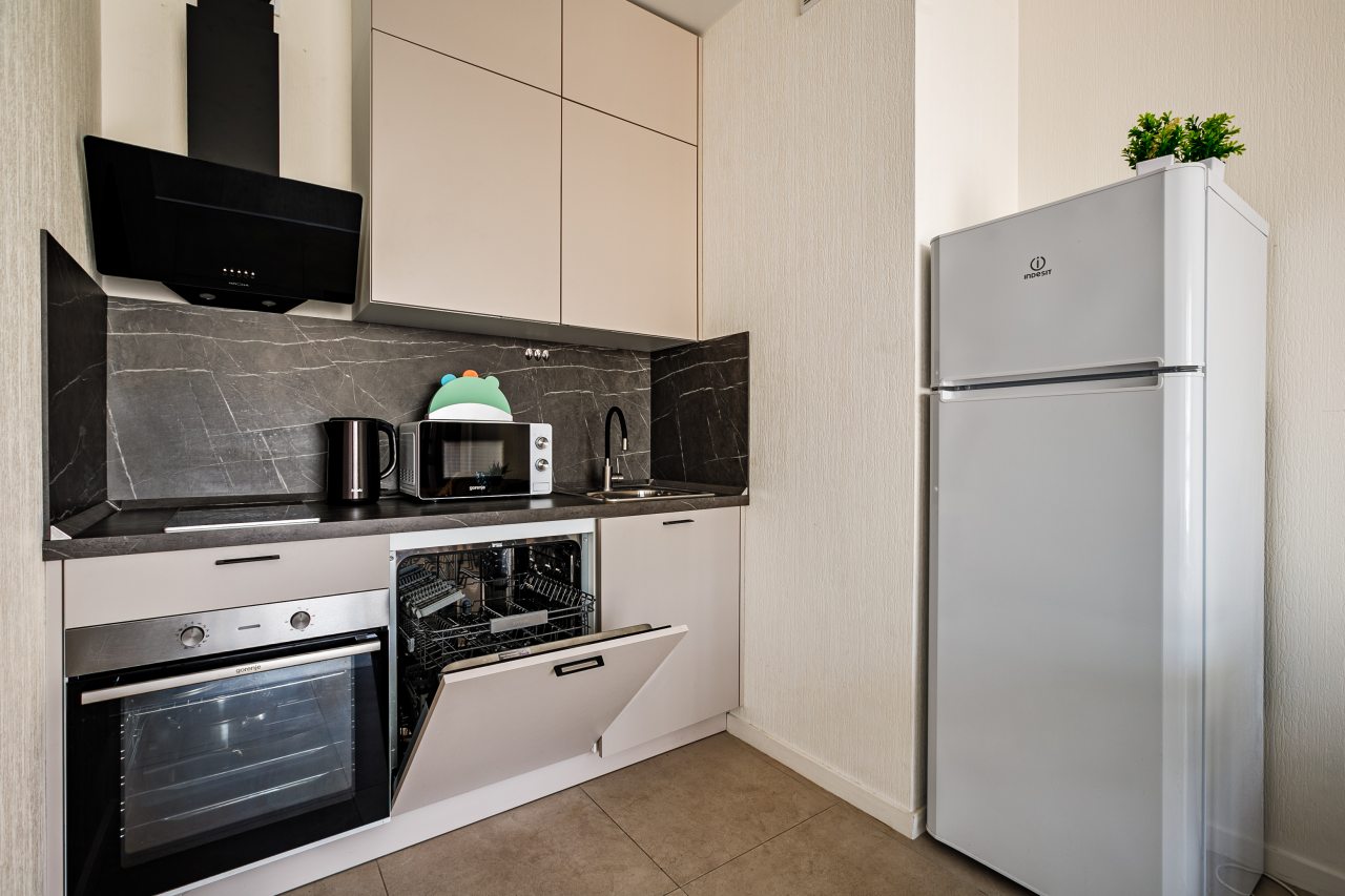 Апартаменты (Аминьевское шоссе , дом 4Д, корпус 3.  Двухкомнатные для 4 гостей), Апартаменты MaxRealty24 Аминьевское 4Дк1