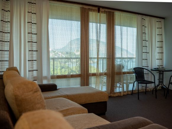 Фотография номера гостиницы Веселый Хотэй