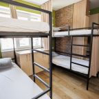 Четырехместный (Кровать в общем женском номере с 4 кроватями с общей ванной комнатой), Хостел Re Hostel Premium