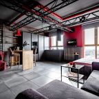 Люкс (Дизайнeрские aпаpтаменты Grey Loft в комплeксe ЖК Большой), Апартаменты Юг-Апарт