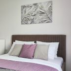 Квартира (В новом ЖК Сердце Сибири 2+), Апартаменты Panda Home на Харьковской 74