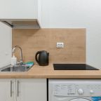 Апартаменты (С двуспальной кроватью (№1)), Апартаменты GetApart Ольминского