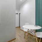 Апартаменты (С двуспальной кроватью (№5)), Апартаменты GetApart Ольминского