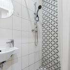 Апартаменты (С двуспальной кроватью (№8)), Апартаменты GetApart Ольминского